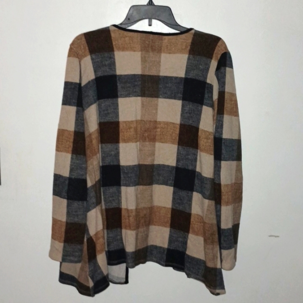 SJS Sweater - Picture 4 of 4